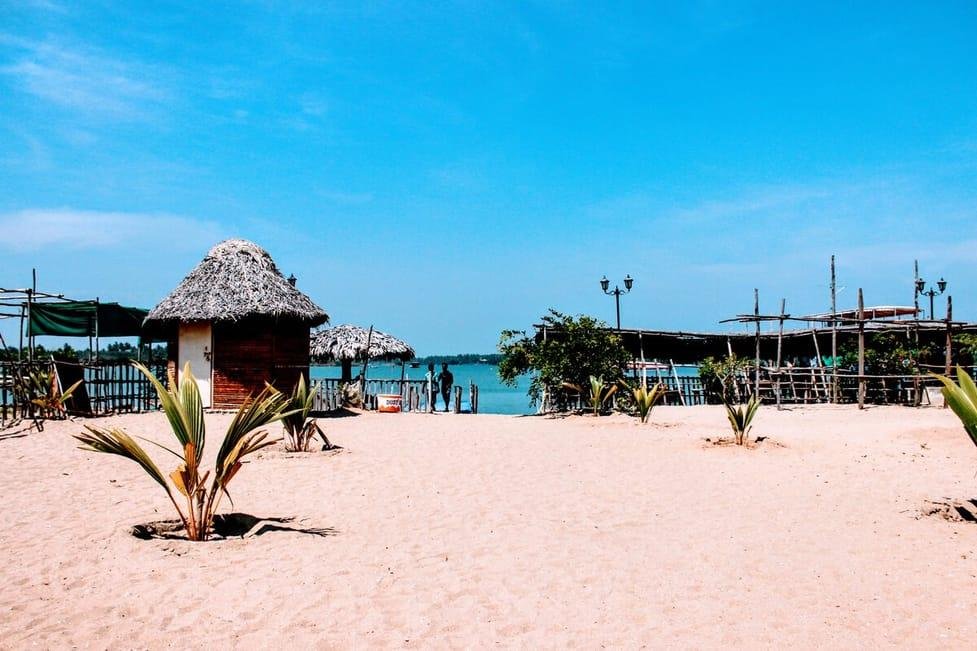 6 Most Beautiful White Sand Beaches in India