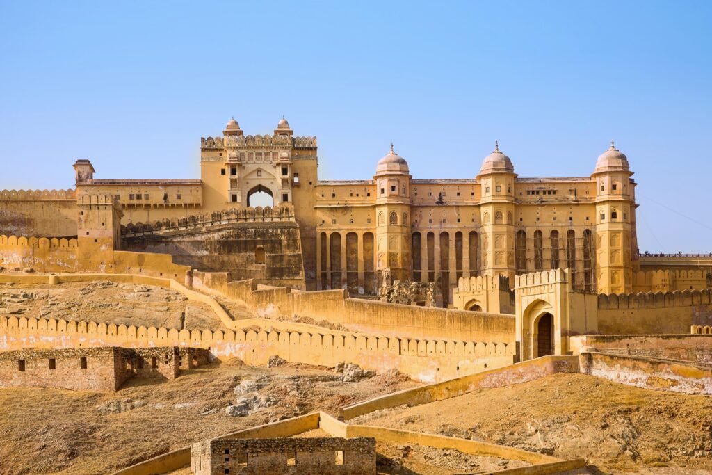 6 Must Visit Forts in Jaipur - History, Entry Fees & Travel Tips