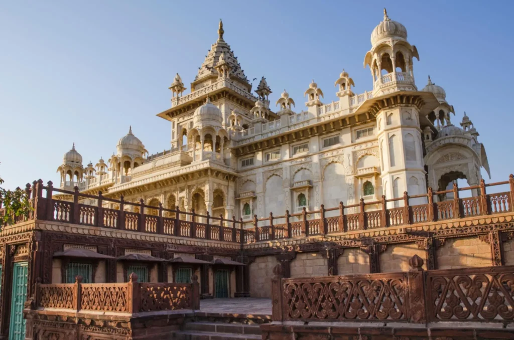 Beautiful architecture of Jaswant Thada cenotaph