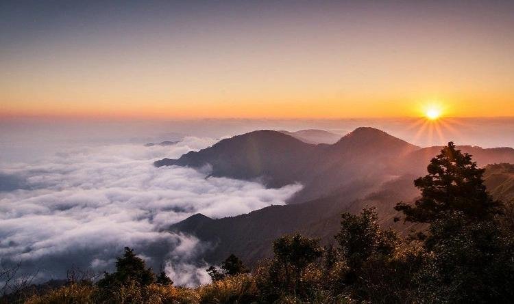 Best 15 Places in Darjeeling for Sightseeing and Fun