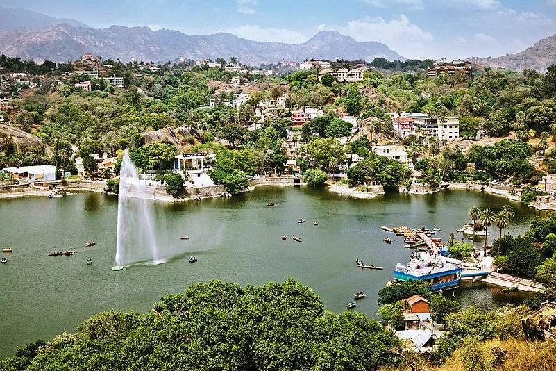 Rajasthan The Splendour of Mount Abu